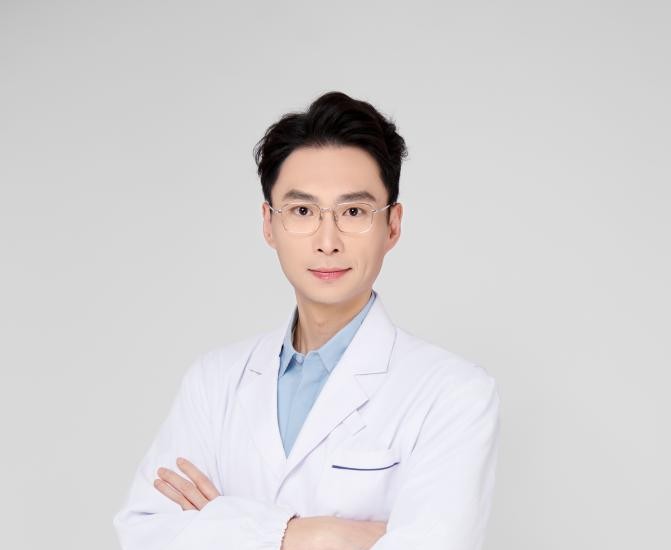 陈俊峰 博士